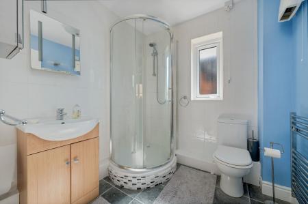 2 bedroom Flat for sale in Station Road, Oakham