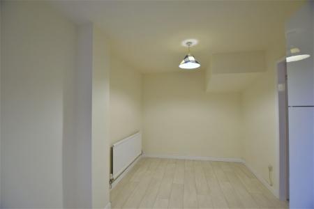2 bedroom Terraced House to let in Ladywell, Oakham, LE15