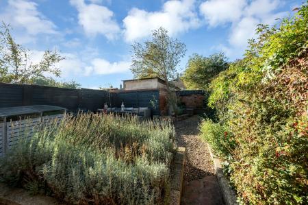 2 bedroom Terraced House for sale in Deans Street, Oakham