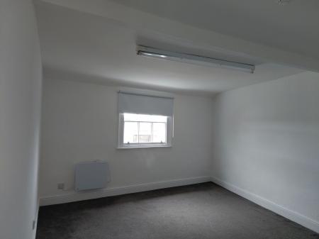 2 bedroom Flat to let in Church Street, Oakham, LE15