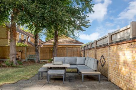 4 bedroom Detached house for sale in Foxfield Way, Oakham