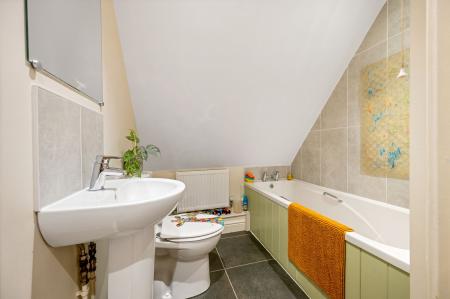 3 bedroom Character Property for sale in Stapleford Road, Stapleford