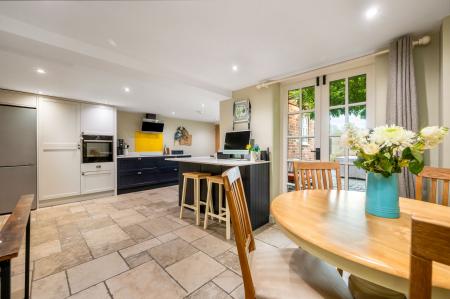 3 bedroom Character Property for sale in Stapleford Road, Stapleford