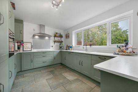 4 bedroom Semi-detached house to let in Ashwell Road, Oakham, LE15