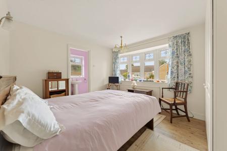 4 bedroom Bungalow for sale in Debdale, Cottesmore
