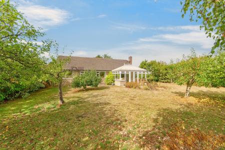 4 bedroom Bungalow for sale in Debdale, Cottesmore