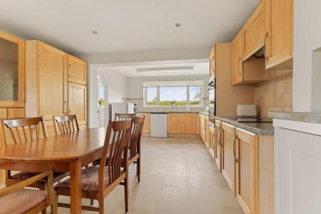 4 bedroom Bungalow for sale in Debdale, Cottesmore