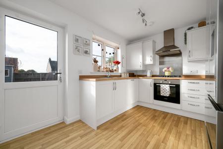 3 bedroom Semi-detached house for sale in Dovecote Place, Empingham