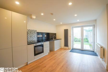 2 bedroom Terraced House to let in Station Cottages, Retford, DN22