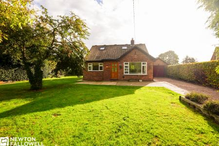 3 bedroom Bungalow for sale in Church Lane, Gamston, DN22