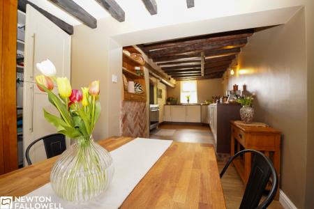 4 bedroom Detached house for sale in Great North Road, Gamston, DN22