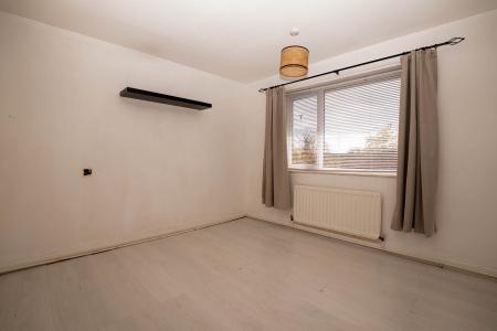 2 bedroom Bungalow for sale in High Street, Everton, DN10