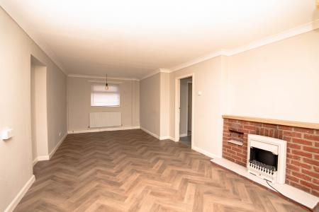 2 bedroom Bungalow for sale in High Street, Everton, DN10