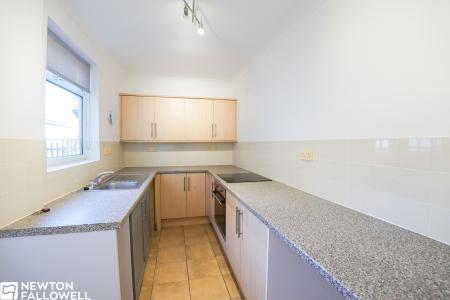 2 bedroom Terraced House for sale in Hind Street, Retford, DN22