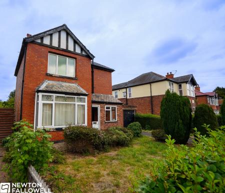 3 bedroom Detached house for sale in Holly Road, Retford, DN22