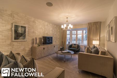 5 bedroom Detached house for sale in The Brambles London Road, Retford, DN22