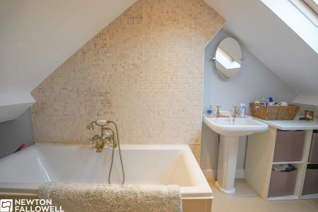 3 bedroom Detached house for sale in Main Street, Hayton, DN22