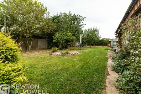 2 bedroom Bungalow for sale in Main Street, North Leverton, DN22