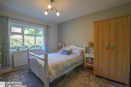 3 bedroom Detached bungalow for sale in Markham Road Askham, Newark, NG22