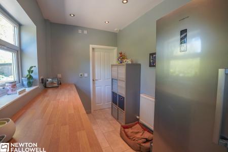 3 bedroom Detached bungalow for sale in Markham Road Askham, Newark, NG22