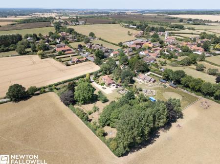 3 bedroom Detached bungalow for sale in Markham Road Askham, Newark, NG22