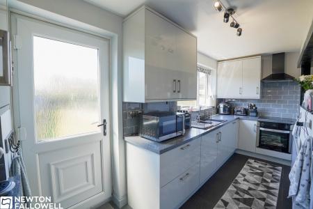 2 bedroom Semi-detached house for sale in Merton Avenue, Retford, DN22