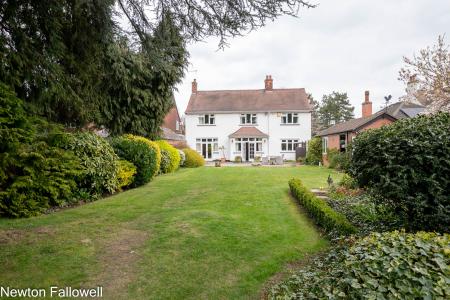 North Road, Retford, DN22