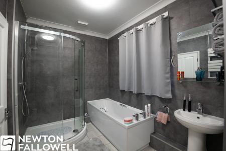 5 bedroom Detached house for sale in Rectory Walk, Gamston, DN22