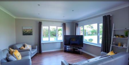 5 bedroom Detached house for sale in Rectory Walk, Gamston, DN22