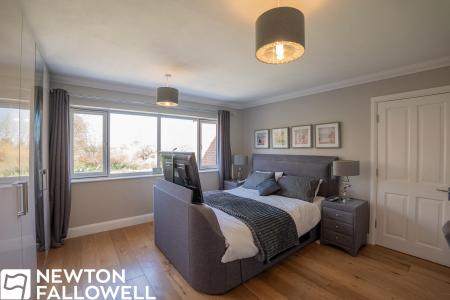 5 bedroom Detached house for sale in Rectory Walk, Gamston, DN22