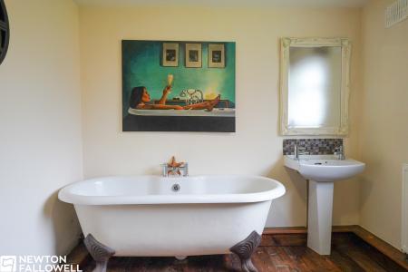 5 bedroom Semi-detached house for sale in Richard Street, Retford, DN22