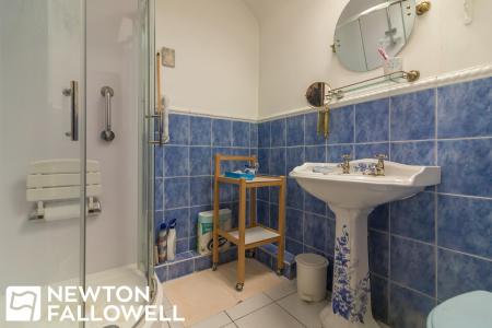 3 bedroom Cottage for sale in Town Street, Lound, DN22