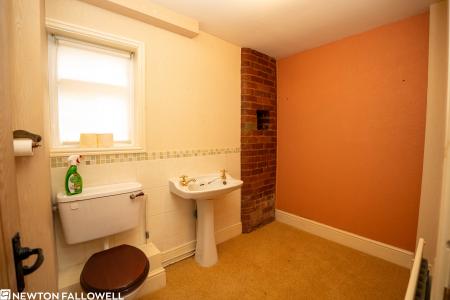 3 bedroom Detached house for sale in Townside, Treswell, DN22