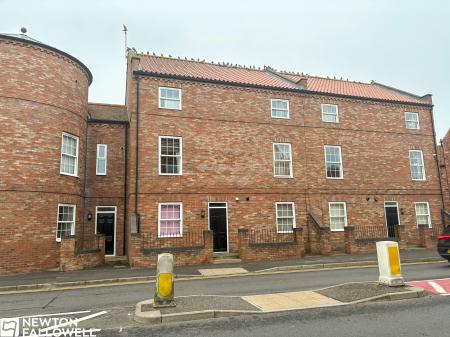 2 bedroom Flat for sale in Wellesley Court, Retford, DN22