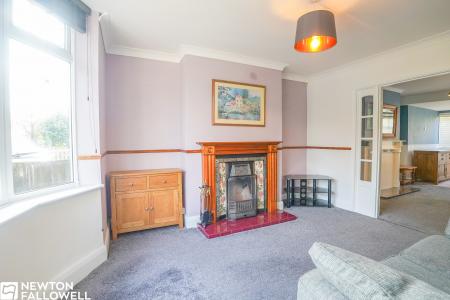3 bedroom Semi-detached house for sale in West Carr Road, Retford, DN22