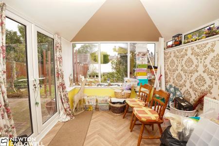 4 bedroom Detached house for sale in Wollaton Rise, Retford, DN22