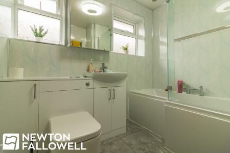 3 bedroom Bungalow for sale in South View Drive, Clarborough, DN22