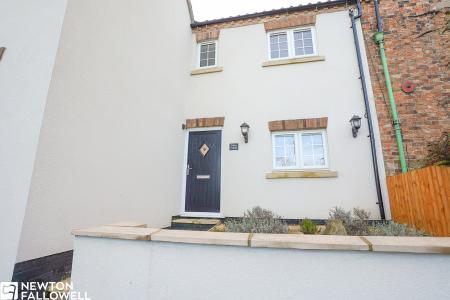 3 bedroom Terraced House for sale in High Street, Gringley-On-The-Hill, DN10