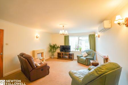 4 bedroom Detached house for sale in St Martins Close, North Leverton, DN22