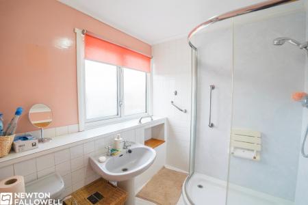 4 bedroom Detached house for sale in St Martins Close, North Leverton, DN22