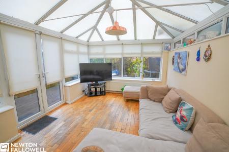 4 bedroom Town house for sale in Waterfields, Retford, DN22