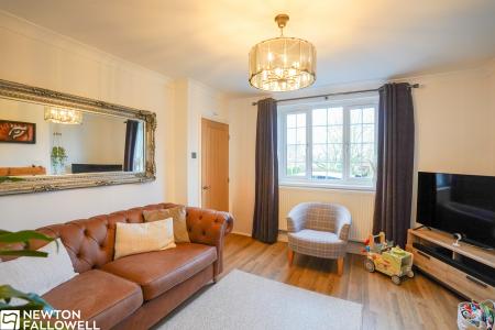 2 bedroom Semi-detached house for sale in Lincoln Road, Tuxford, NG22