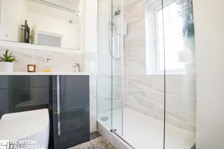 2 bedroom Semi-detached house for sale in Lincoln Road, Tuxford, NG22