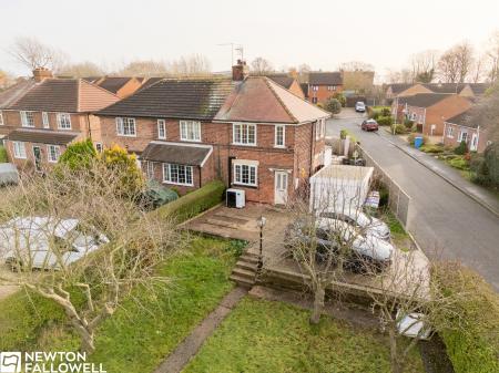 2 bedroom Semi-detached house for sale in Lincoln Road, Tuxford, NG22