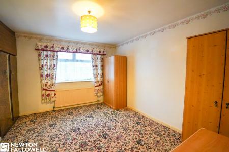 3 bedroom Semi-detached house for sale in Lawnwood Avenue, Elkesley, DN22