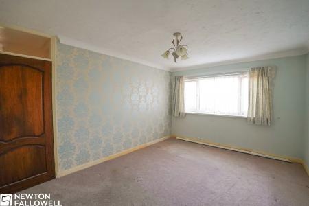 2 bedroom Semi-detached bungalow for sale in Woodside, Retford, DN22