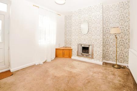 2 bedroom Terraced House for sale in Frederick Street, Retford, DN22