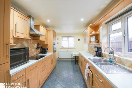 3 bedroom Bungalow for sale in Wentworth Close, Retford, DN22