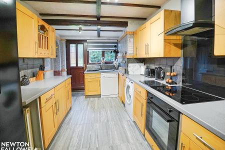 3 bedroom Bungalow for sale in Westwell Lane, Gringley-On-The-Hill, DN10