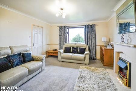 3 bedroom Bungalow for sale in Westwell Lane, Gringley-On-The-Hill, DN10